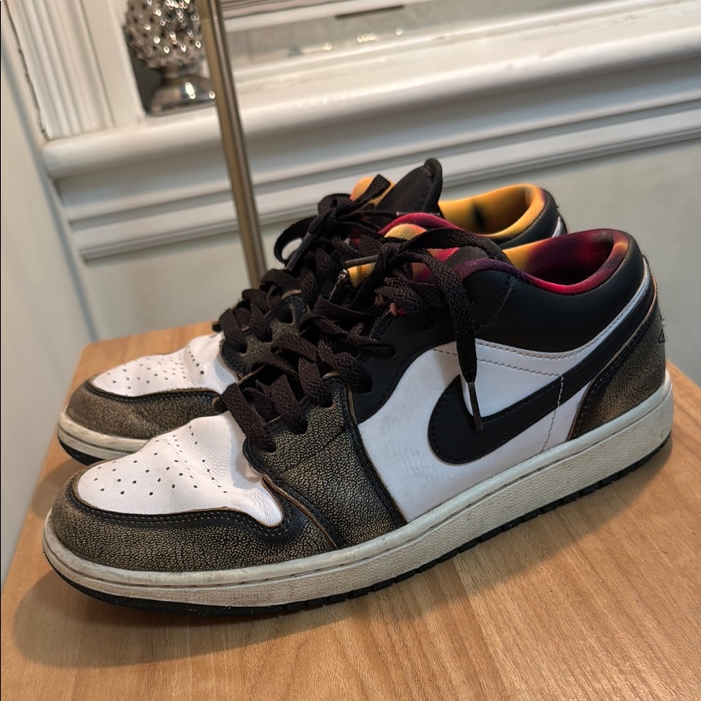 Air Jordan 1 Low SE ‘Wear-Away-Tan’
